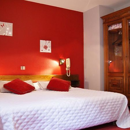 Logis Hotel De La Paix - Tournus Bilik gambar